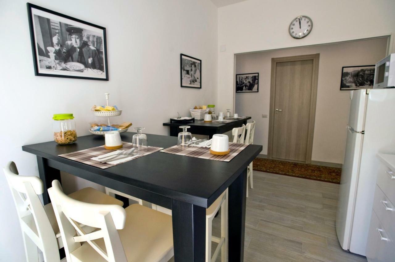 Fellini Bed & Breakfast โรม ภายนอก รูปภาพ